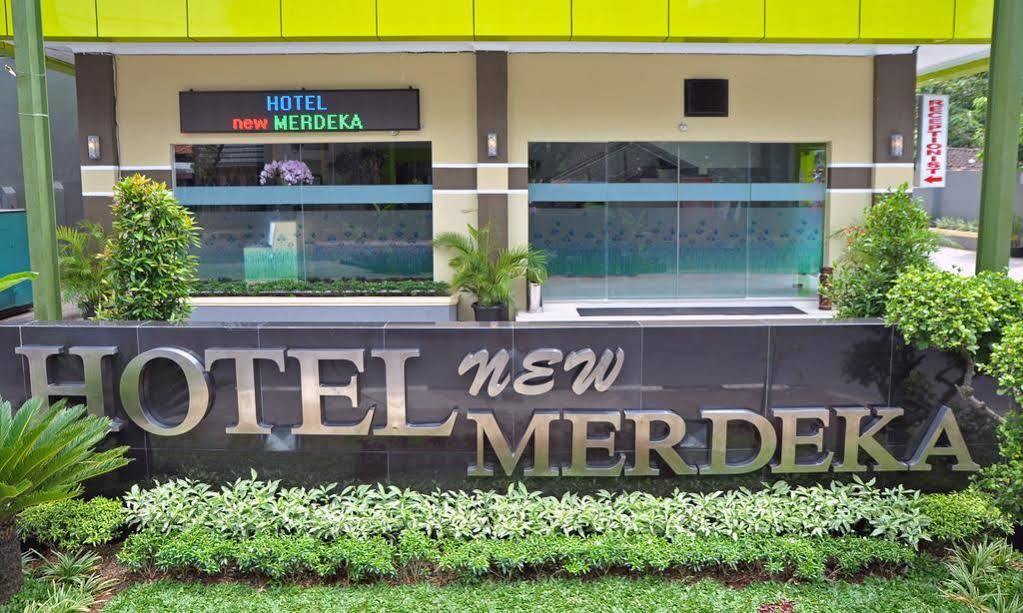 Hotel New Merdeka Pati Eksteriør bilde